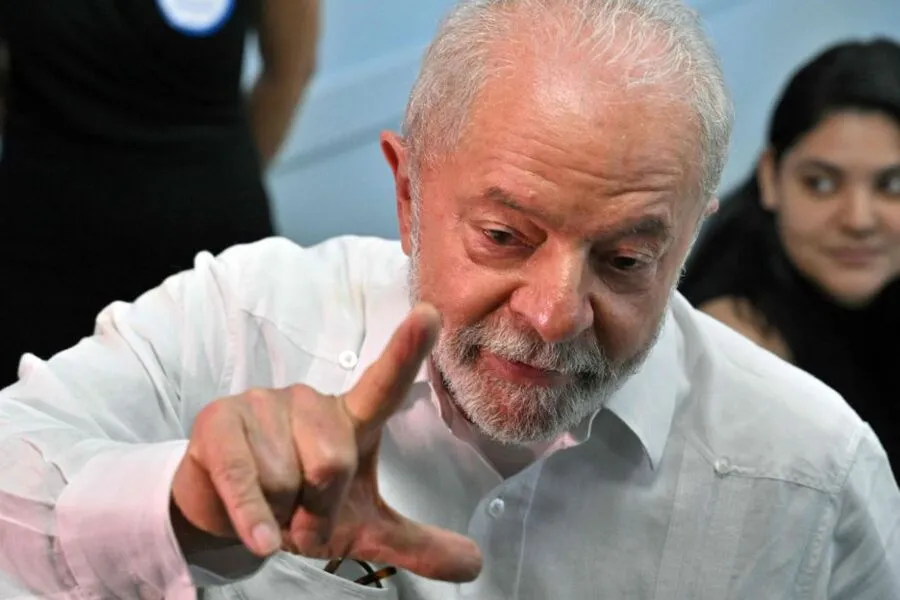 Lula: após campanha com ataques e agressões, vence a disputa direta com o presidente Jair Bolsonaro