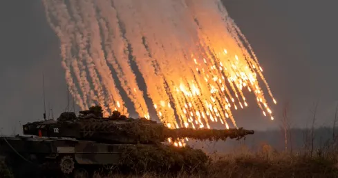 Imagem ilustrativa da imagem Alemanha aceita enviar tanques de guerra à Ucrânia, diz imprensa