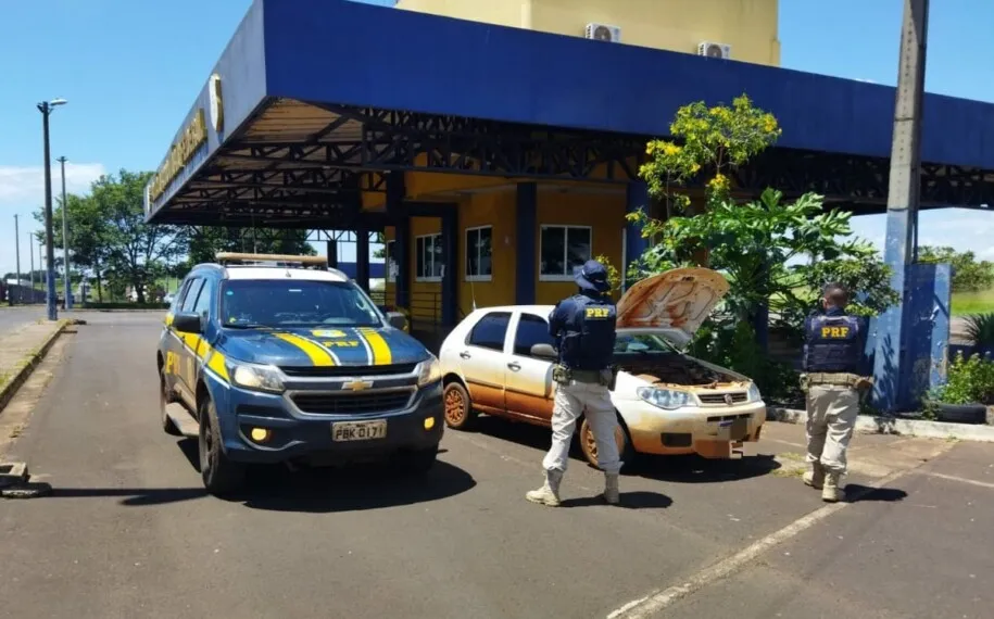 Imagem ilustrativa da imagem Polícia Rodoviária recupera carro roubado em Itumbiara