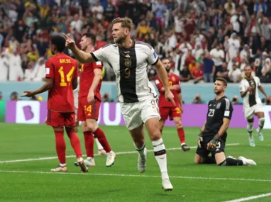 Imagem ilustrativa da imagem Copa do Mundo: Alemanha arranca empate sofrido contra a Espanha