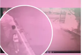 Imagens de Câmeras de Segurança, mostram a adolescente no momento que ela é abordada pelo suspeito