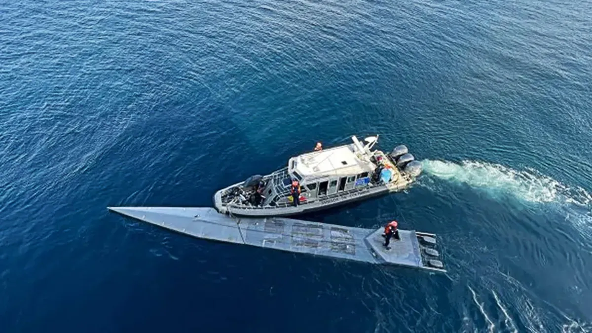 De acordo com as autoridades, o submarino possui aproximadamente 15 metros de comprimento. Foto/reprodução: Marinha da Colômbia