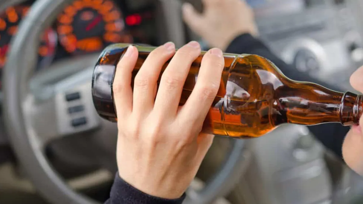Ao realizar o teste de alcoolemia, o condutor do veículo testou positivo para embriaguez. Imagem: reprodução