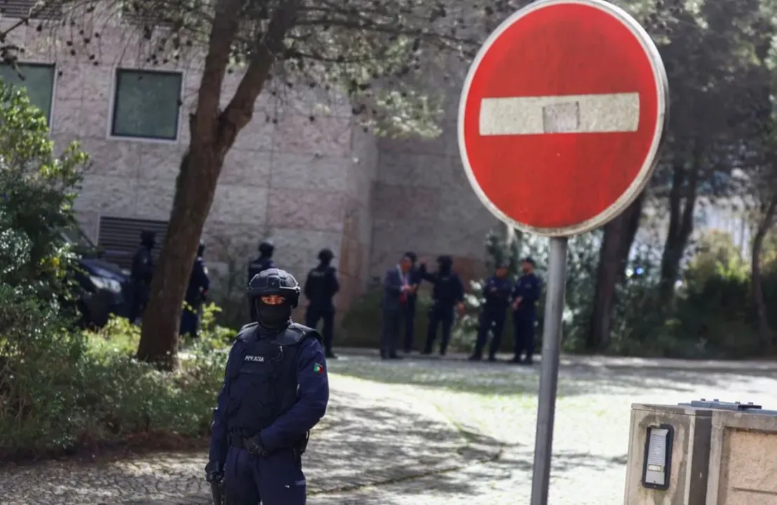 Ataque em centro muçulmano de Lisboa deixa dois mortos.