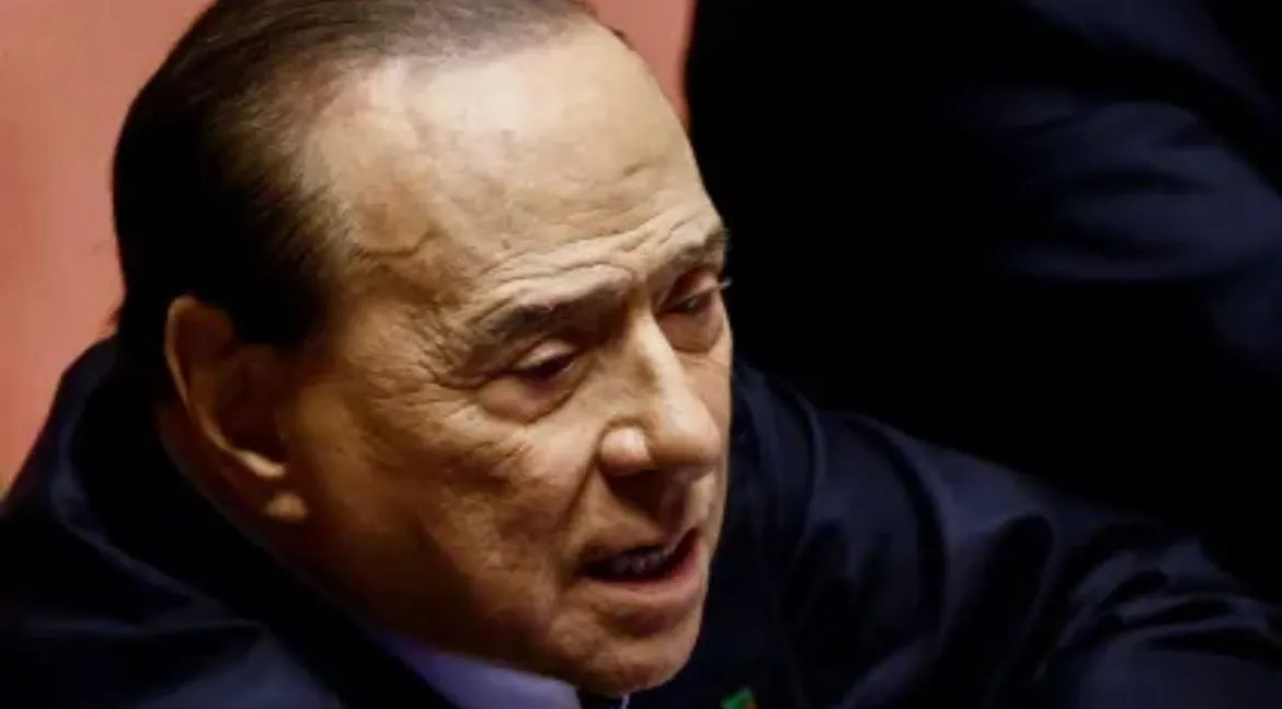 Silvio Berlusconi durante sessão do Parlamento italiano.