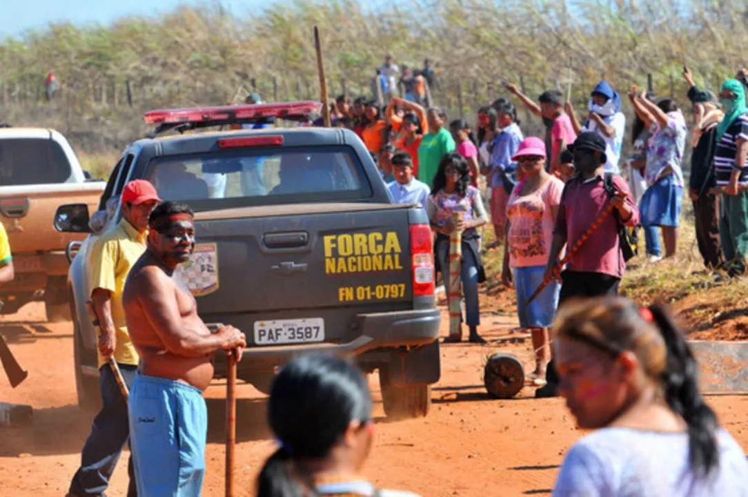 Imagem ilustrativa da imagem Confrontos entre indígenas e fazendeiros deixam 2 mortos nos primeiros meses do governo Lula