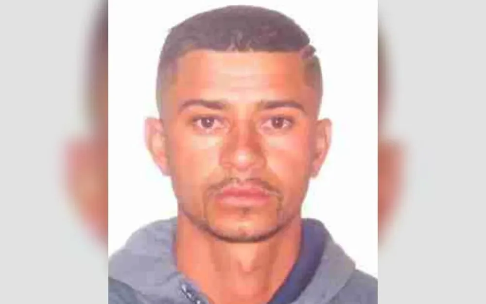 Danúbio de Jesus Gomes é suspeito de integrar facção criminosa que planejou sequestro de juíza, em Goiás.