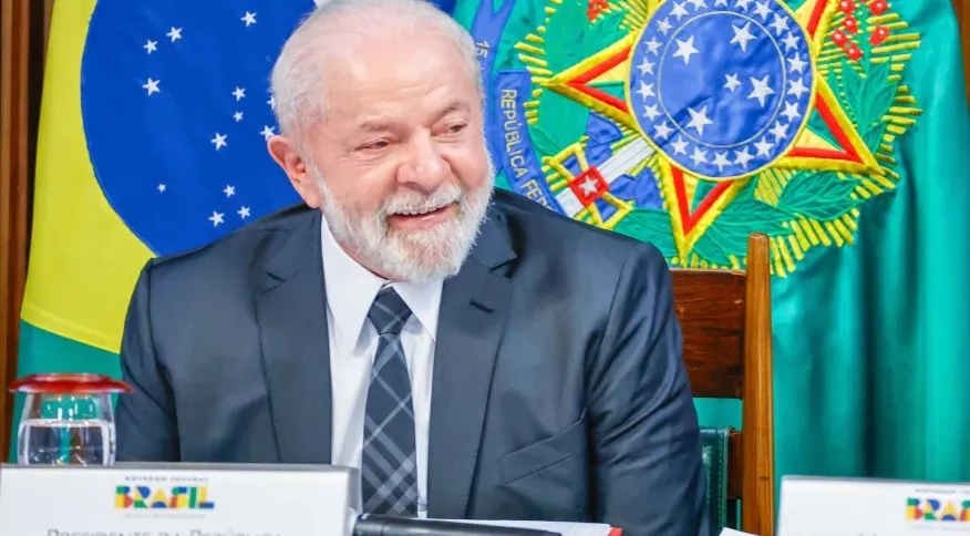 Imagem ilustrativa da imagem Alerta vermelho: Lula diz que vai intervir em ministérios caso pedidos do Planalto não sejam atendidos