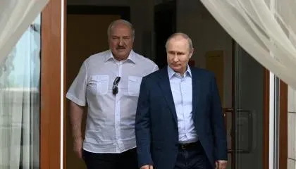 Vladimir Putin, se encontra com o presidente de Belarus, Alexander Lukashenko.