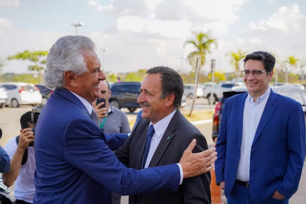 Governador Ronaldo Caiado durante solenidade de anúncio de investimentos em energia solar no Estado, pelo Grupo EDP