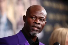 Imagem ilustrativa da imagem Djimon Hounsou desabafa sobre sentimento de desprezo por Hollywood: “Eu me sinto traído"