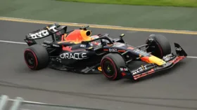 Imagem ilustrativa da imagem Max Verstappen é pole position no GP de F1 da Austrália