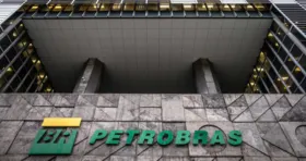 Imagem ilustrativa da imagem Preços da Petrobras serão 'inexoravelmente mais baixos', diz Prates a jornal
