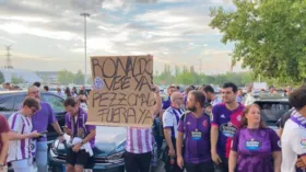 Imagem ilustrativa da imagem Ronaldo é chamado de 'mentiroso' por torcedores do Valladolid em protesto