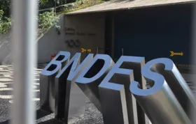 Imagem ilustrativa da imagem BNDES anuncia linha de crédito de R$ 1 bi para empreendedores no RS