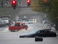 Imagem ilustrativa da imagem Nova York está em está em estado de emergência após inundações