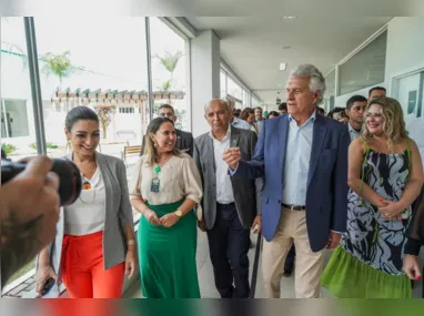 Imagem ilustrativa da imagem Governador Ronaldo Caiado visita Policlínica de Goiás