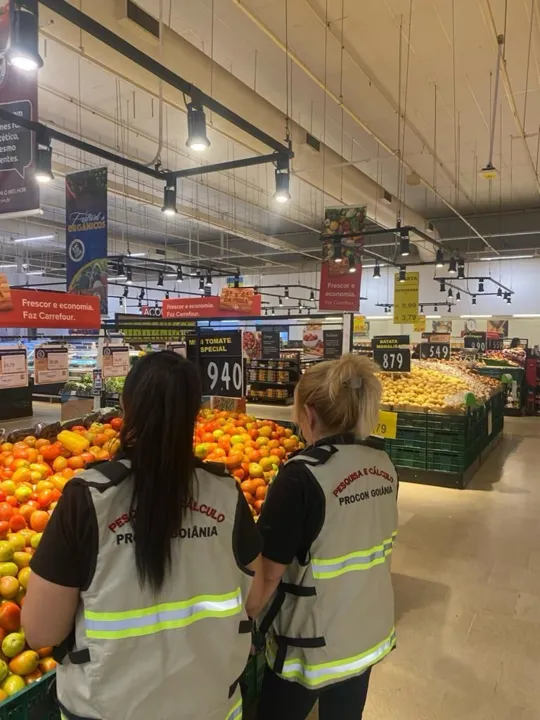 Procon Goiânia  encontrou grande variação em verduras e frutas: pesquisa serve de orientação para consumidores da Capital