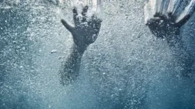 Imagem ilustrativa da imagem Rapaz morre afogado em piscina de hotel