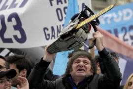 Imagem ilustrativa da imagem 'Hoje começa o fim da decadência da Argentina', diz Milei em discurso da vitória