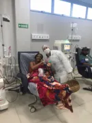 Imagem ilustrativa da imagem Policlínica de Posse celebra natal com pacientes da hemodiálise