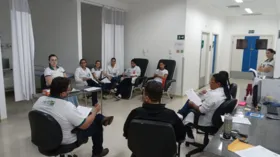 Imagem ilustrativa da imagem Equipe de enfermagem da Policlínica de Goianésia recebe treinamento sobre punção venosa periférica