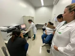 Imagem ilustrativa da imagem Equipe de enfermagem da Policlínica de Goianésia recebe treinamento sobre eletrocardiograma