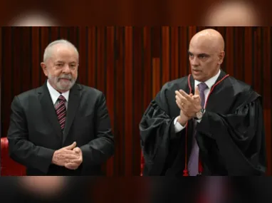 Imagem ilustrativa da imagem Presidente Lula sinaliza Paulo Gonet para PGR e Flávio Dino para STF em encontro com ministros do STF