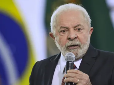 Imagem ilustrativa da imagem Israel: Lula é 'persona non-grata' no país até se retratar por declarações sobre o Holocausto