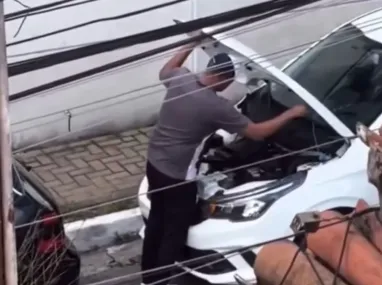 Imagem ilustrativa da imagem Homem é flagrado roubando carro; ação dura menos de 1 minuto