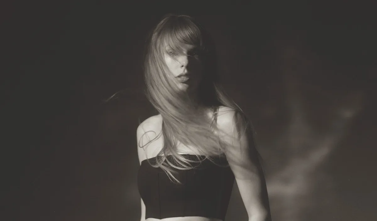 Estrela: Taylor Swift se tornou figura marcante na cultura pop em 2008, quando lançou o disco “Fearless” - Foto: Beth Garrabrant/ Divulgação