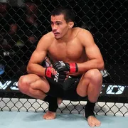 Imagem ilustrativa da imagem Brasileiro que mordeu oponente no UFC desabafa : ´ Não matei ninguém `