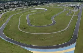 Imagem ilustrativa da imagem NASCAR Brasil Series agita o Autódromo Internacional Ayrton Senna