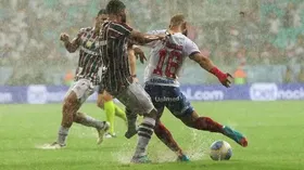 Imagem ilustrativa da imagem Bahia derrota Fluminense de virada na Fonte Nova