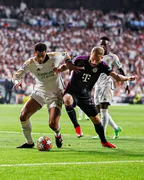 Imagem ilustrativa da imagem Real Madrid vira jogo dramático e busca sua sexta Champions em 11 anos
