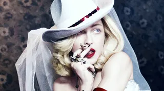 Madonna ressignificou a noção de santidade com postura provocante