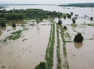 Imagem ilustrativa da imagem Destruição no Rio Grande no Sul, após fortes chuvas.