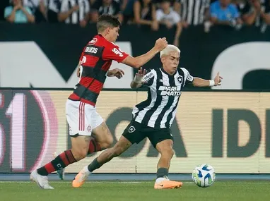 Imagem ilustrativa da imagem Brasileirão 2024: Flamengo e Botafogo se enfrentam neste domingo no Maracanã