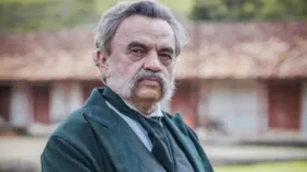 Imagem ilustrativa da imagem Preso por pedofilia, ator José Dumont é solto após pedido da Justiça