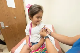 Imagem ilustrativa da imagem Crianças de até 3 anos com comorbidade começam a ser vacinadas contra a Covid-19, em Goiânia
