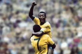 Imagem ilustrativa da imagem Fifa, COI e federações do mundo todo prestam homenagens a Pelé