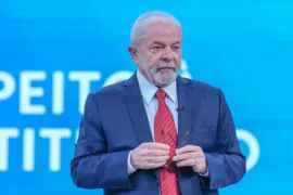 Imagem ilustrativa da imagem Lula decidirá na hora sobre desfilar em carro aberto