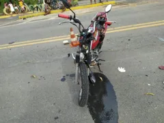 Imagem ilustrativa da imagem Motociclista morre após bater em viatura da PM