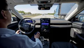 Imagem ilustrativa da imagem Ford prepara chegada da nova versão do sistema de condução BlueCruise