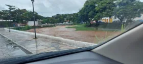 Imagem ilustrativa da imagem Rio Vermelho fica cheio após chuvas na Cidade de Goiás