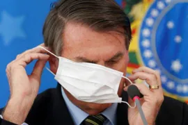 Imagem ilustrativa da imagem PF diz que certificado de vacinação foi emitido na conta de Bolsonaro no ConecteSUS um dia após suspeita de fraude