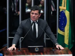 Imagem ilustrativa da imagem Moro cogita renunciar cargo no Senado e ir embora do Brasil
