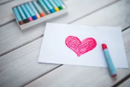Imagem ilustrativa da imagem 10 tipos de presentes criativos para dar no Dia dos Namorados