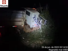 Imagem ilustrativa da imagem Motorista fica ferido após ser atropelado pelo próprio veículo na BR-153, em Goiás