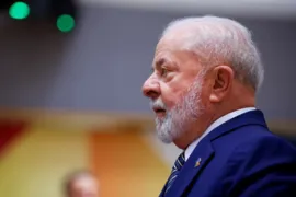 Imagem ilustrativa da imagem Lula passará por cirurgia no quadril no segundo semestre